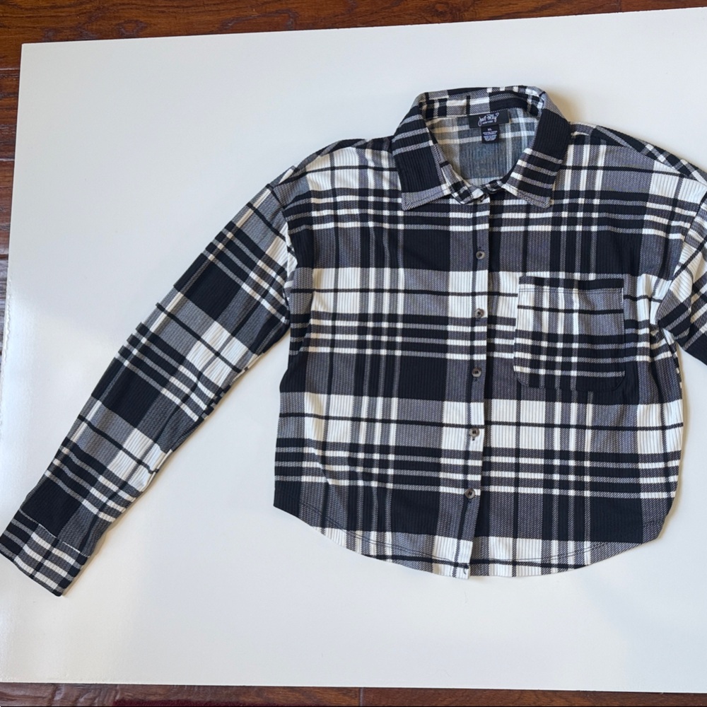 Plaid Button-Up Shirt in Black and White